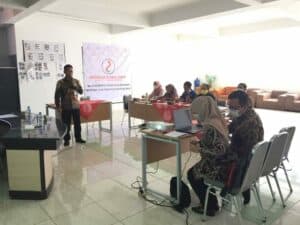 BIMBINGAN TEKNIS PETUGAS INTERVENSI BERBASIS MASYARAKAT DESA CIGUGUR GIRANG