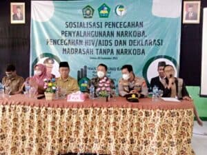Sosialisasi Pencegahan Penyalahgunaan Narkoba, HIV/AIDS dan Deklarasi Madrasah Bersih Narkoba