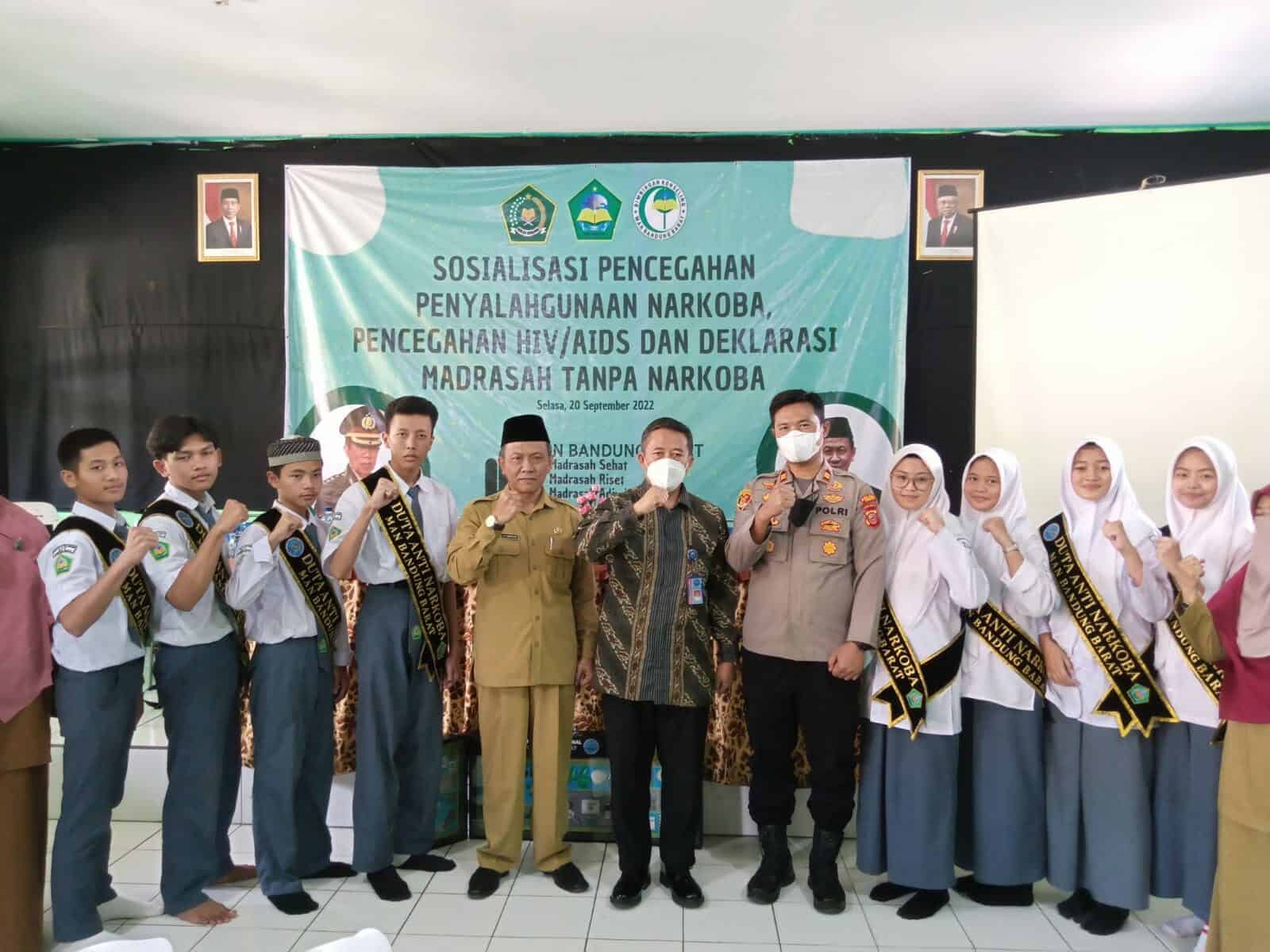 Sosialisasi Pencegahan Penyalahgunaan Narkoba, HIV/AIDS dan Deklarasi Madrasah Bersih Narkoba