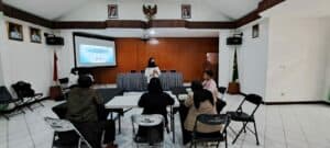 Bimbingan Teknis Petugas Intervensi Berbasis Masyarakat Di Desa Kayuambon
