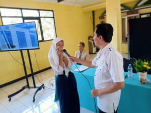 Sosialisasi Bahaya Penyalahgunaan Narkoba di SMP Umi Kulsum Banjaran