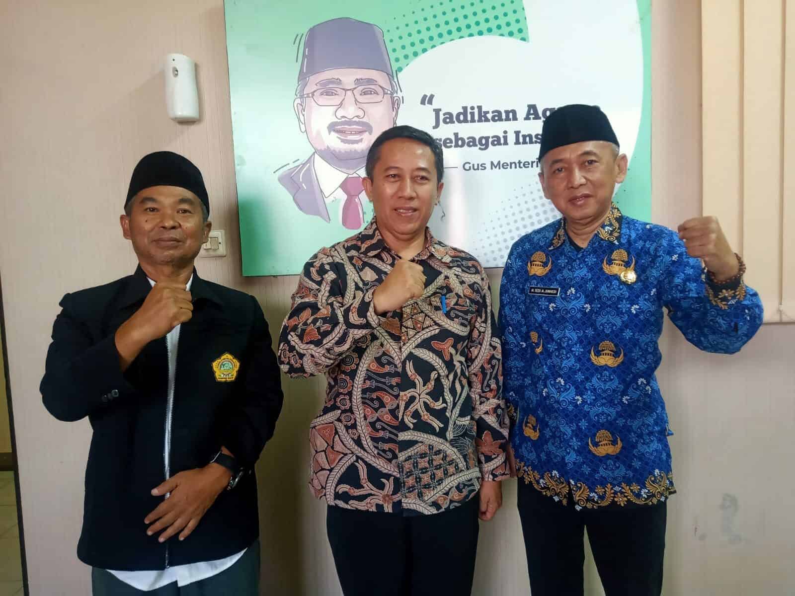 Sinergitas Pesantren dan BNNK Bandung Barat dalam Mewujudkan Pesantren Bersinar Sinergitas Pesantren dan BNNK Bandung Barat dalam Mewujudkan Pesantren Bersinar