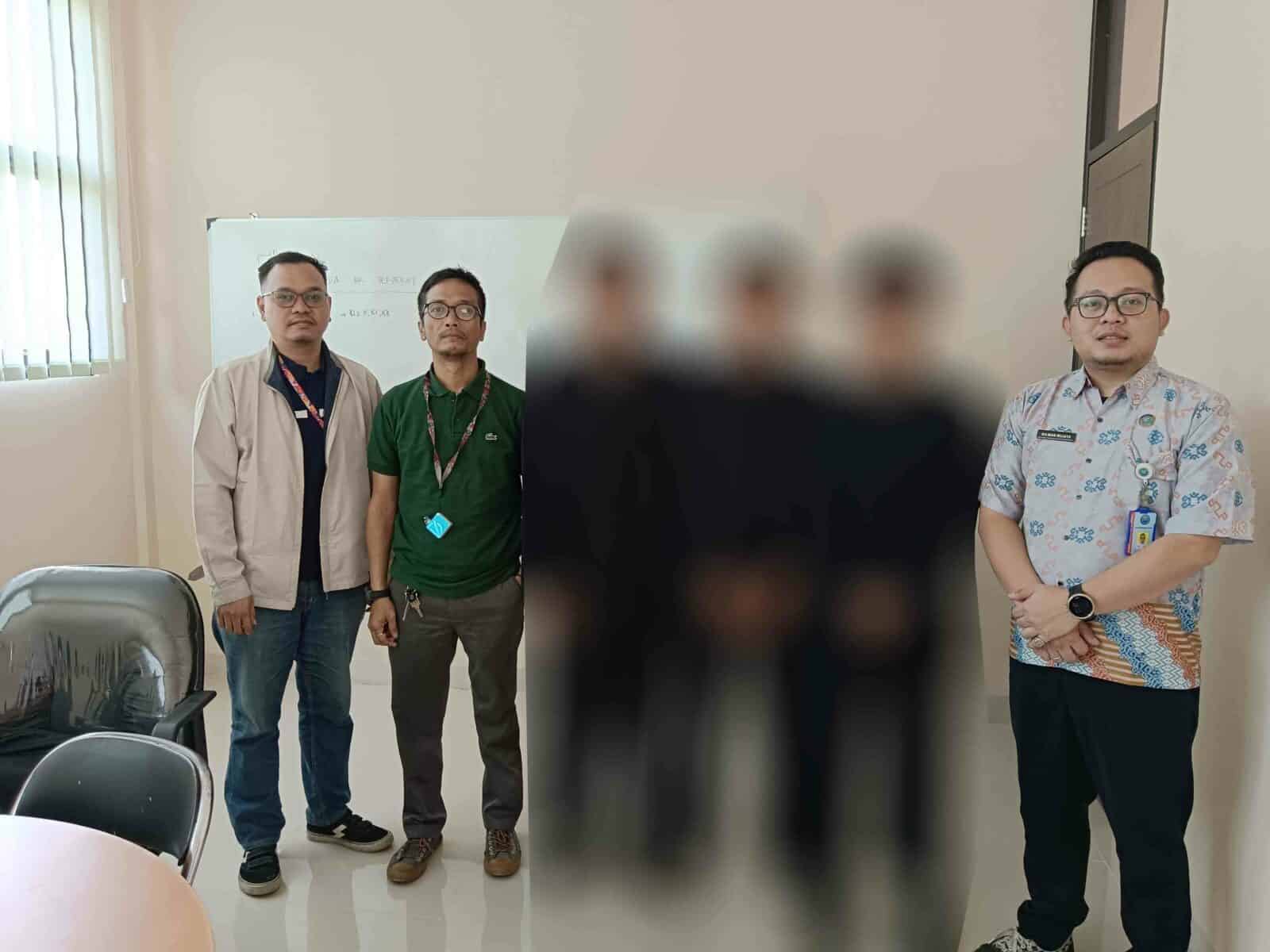 SKRINING INTERVENSI LAPANGANl BAGI SISWA/I SMA DI BANDUNG BARAT SKRINING INTERVENSI LAPANGANl BAGI SISWA/I SMA DI BANDUNG BARAT