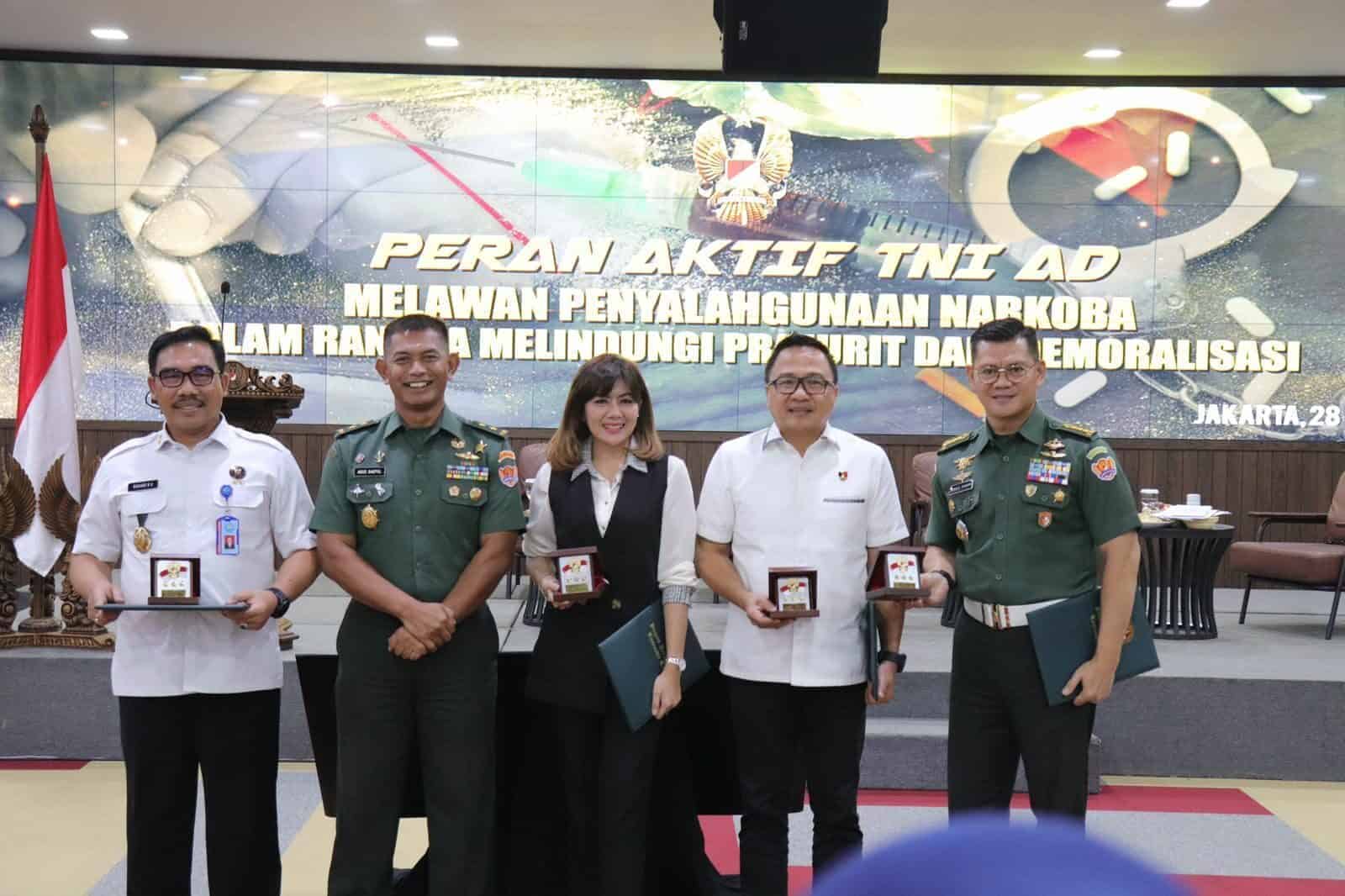 Deputi Pencegahan Ajak Prajurit TNI Aktif Dalam Upaya Pencegahan Penyalahgunaan Narkoba Deputi Pencegahan Ajak Prajurit TNI Aktif Dalam Upaya Pencegahan Penyalahgunaan Narkoba